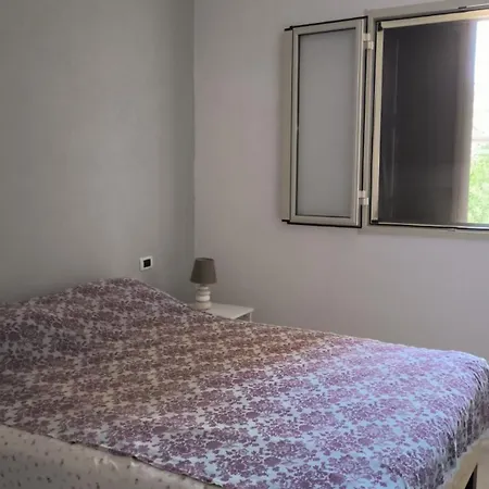 فيلة Melda كالابيرناردو